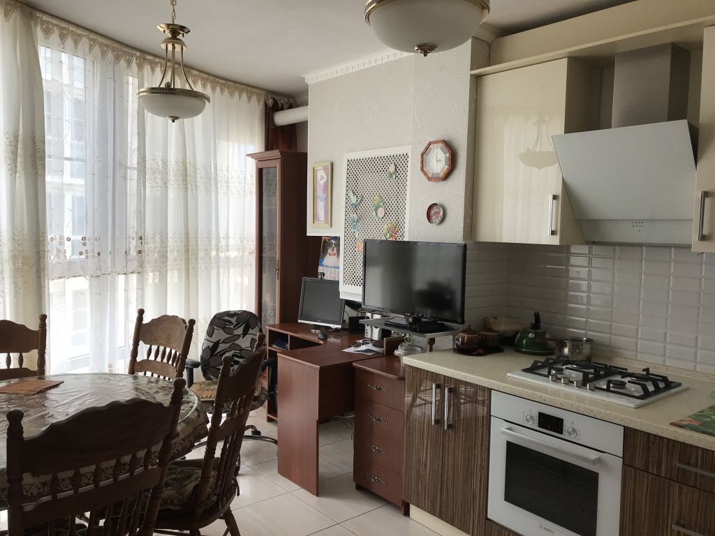 Продажа 2-комнатной квартиры, Пятигорск, Оранжерейная ул,  21