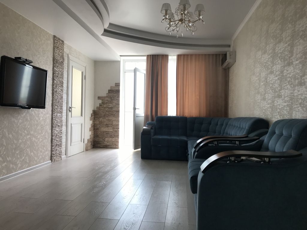 Продажа 3-комнатной квартиры, Пятигорск, Московская ул,  97