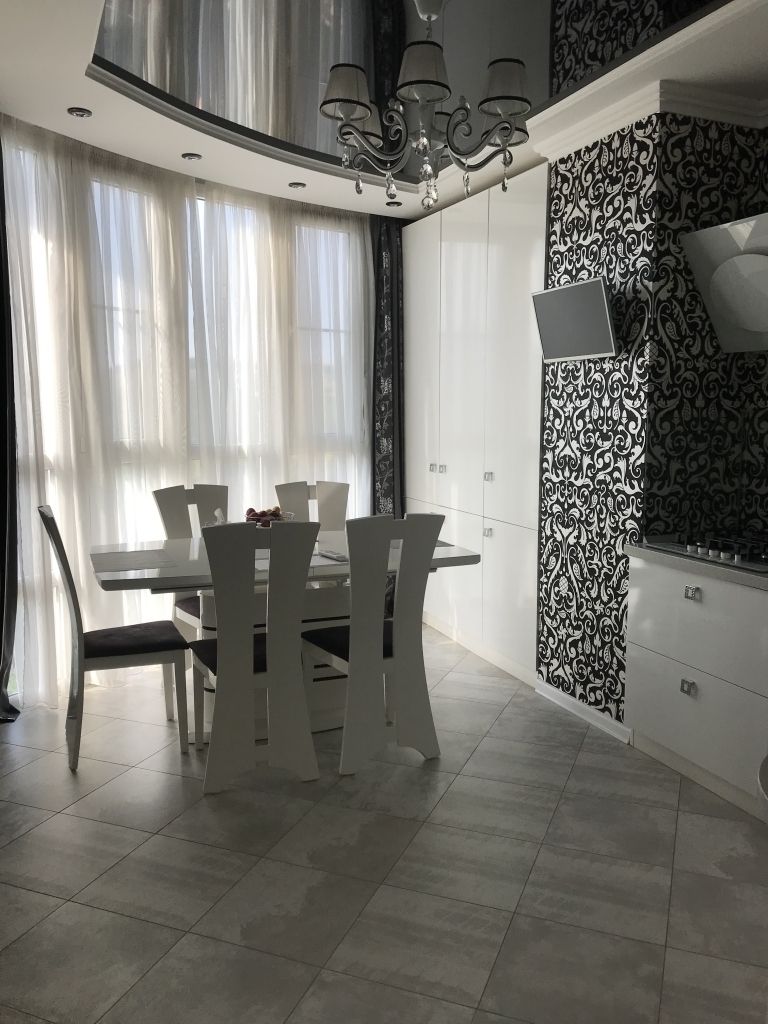 Продажа 3-комнатной квартиры, Пятигорск, Оранжерейная ул,  21