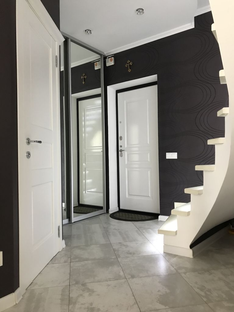 Продажа 3-комнатной квартиры, Пятигорск, Оранжерейная ул,  21