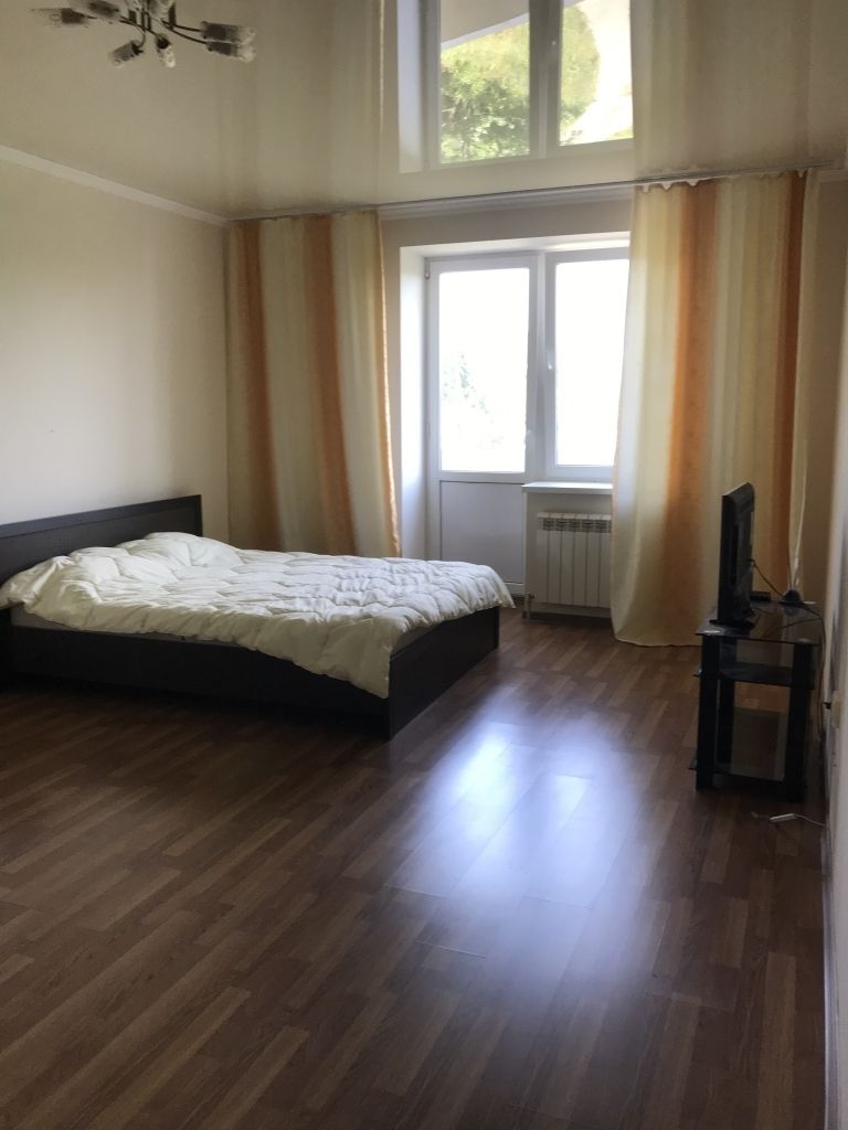 Продажа 1-комнатной квартиры, Пятигорск, Оранжерейная ул,  21