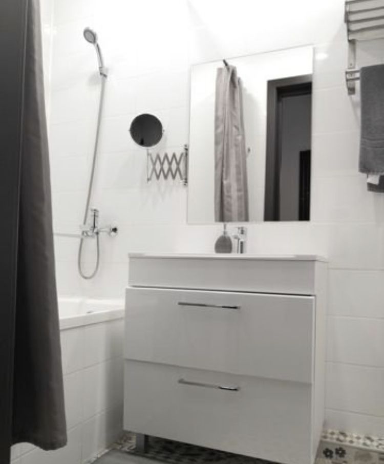 Продажа 3-комнатной квартиры, Пятигорск, Бунимовича ул,  19