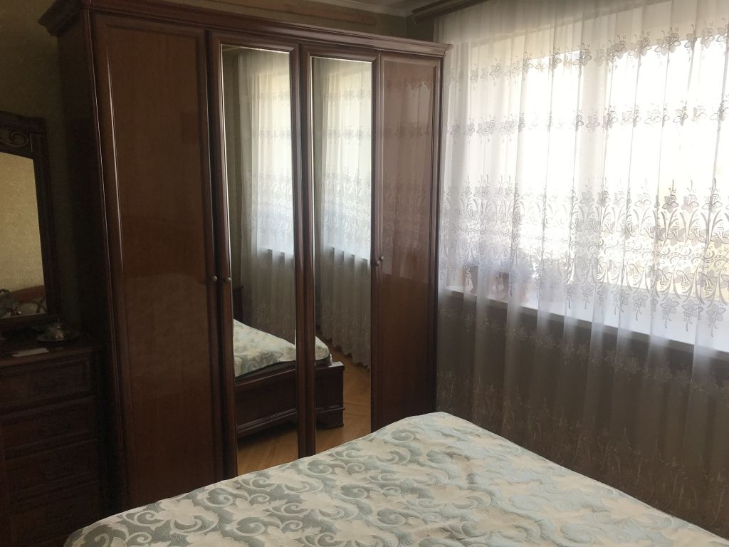 Продажа 3-комнатной квартиры, Пятигорск, Адмиральского ул,  2