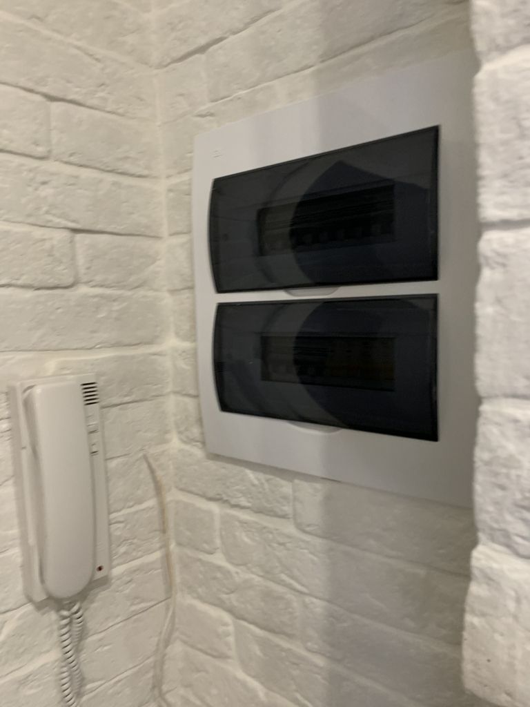 Продажа 3-комнатной квартиры, Пятигорск, Людкевича ул,  9