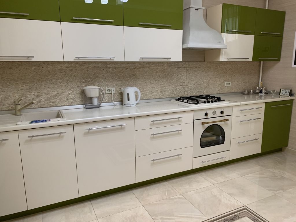 Продажа 3-комнатной квартиры, Пятигорск, Оранжерейная ул,  17