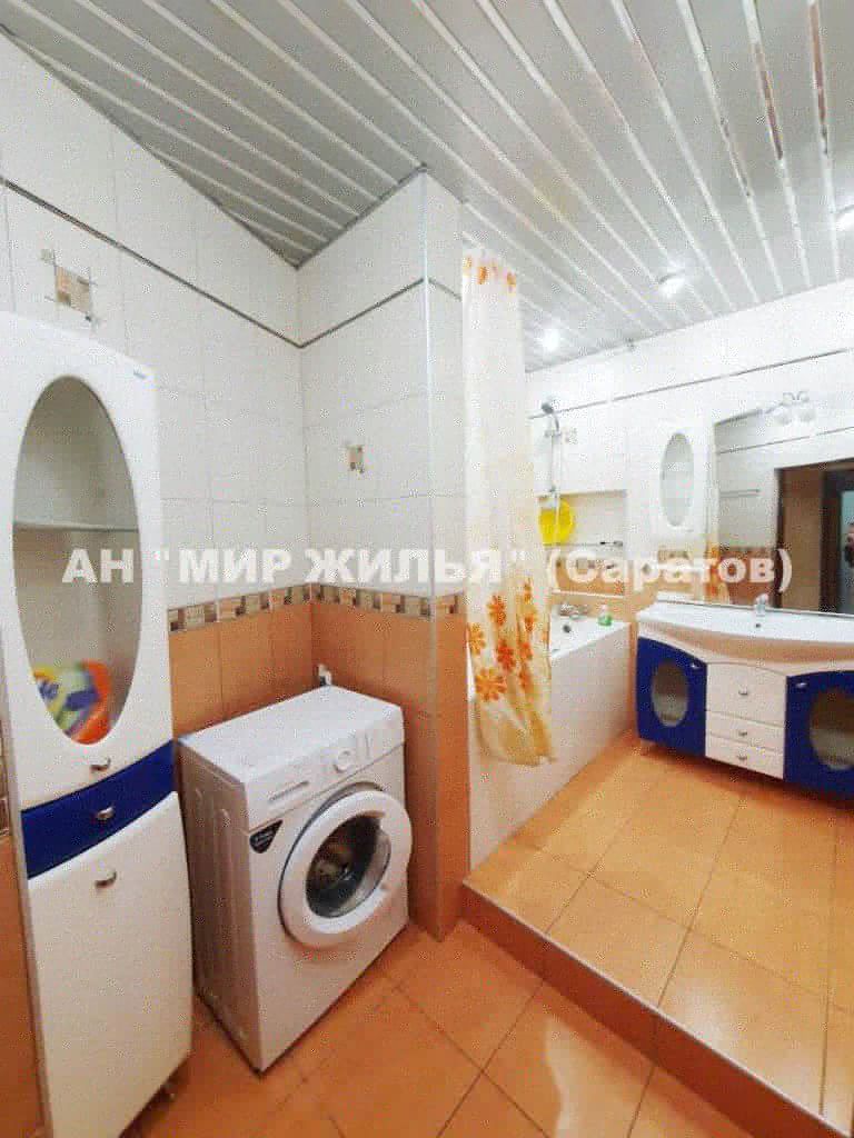 Аренда 3-комнатной квартиры, Саратов, Октябрьская ул,  40/40