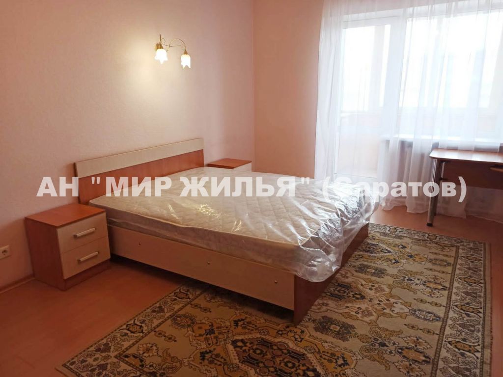 Аренда 3-комнатной квартиры, Саратов, Октябрьская ул,  40/40