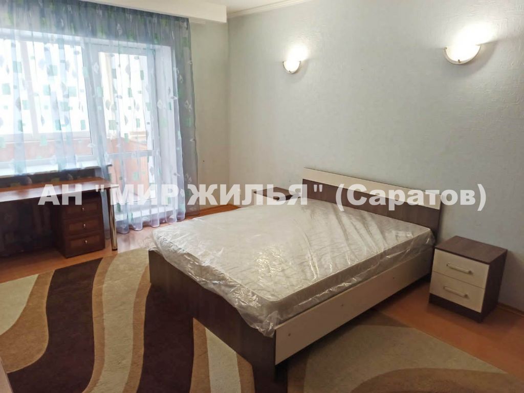 Аренда 3-комнатной квартиры, Саратов, Октябрьская ул,  40/40