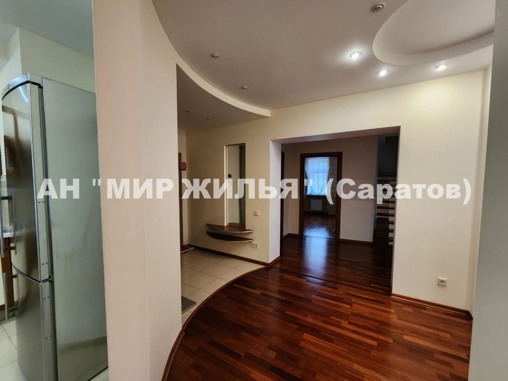 Аренда 4-комнатной квартиры, Саратов, Большая Казачья ул,  16