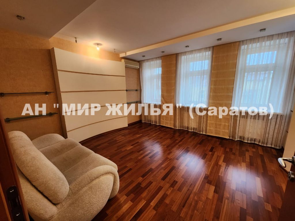 Аренда 4-комнатной квартиры, Саратов, Большая Казачья ул,  16