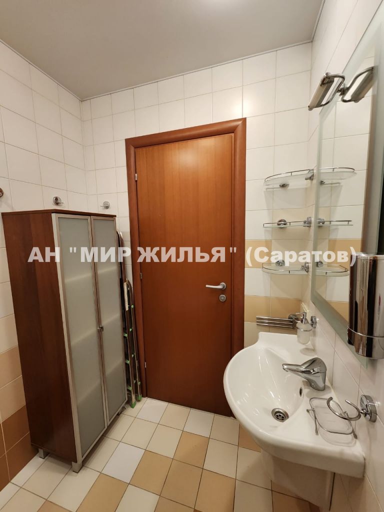 Аренда 4-комнатной квартиры, Саратов, Большая Казачья ул,  16