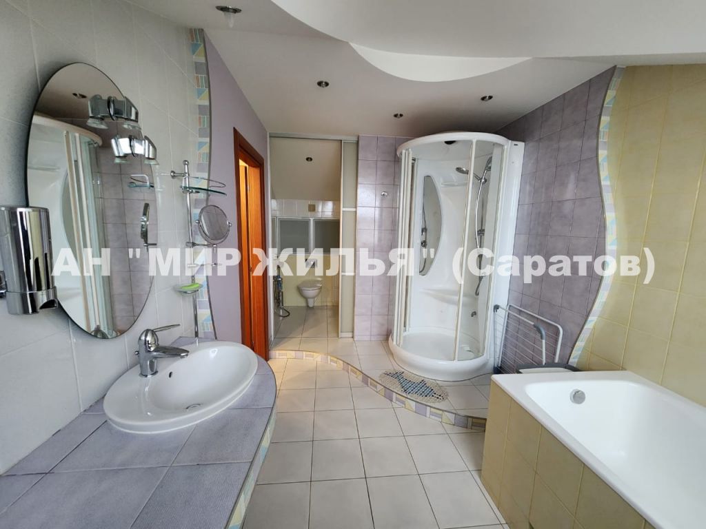 Аренда 4-комнатной квартиры, Саратов, Большая Казачья ул,  16