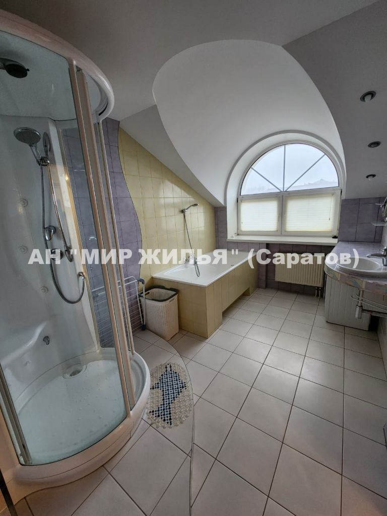 Аренда 4-комнатной квартиры, Саратов, Большая Казачья ул,  16