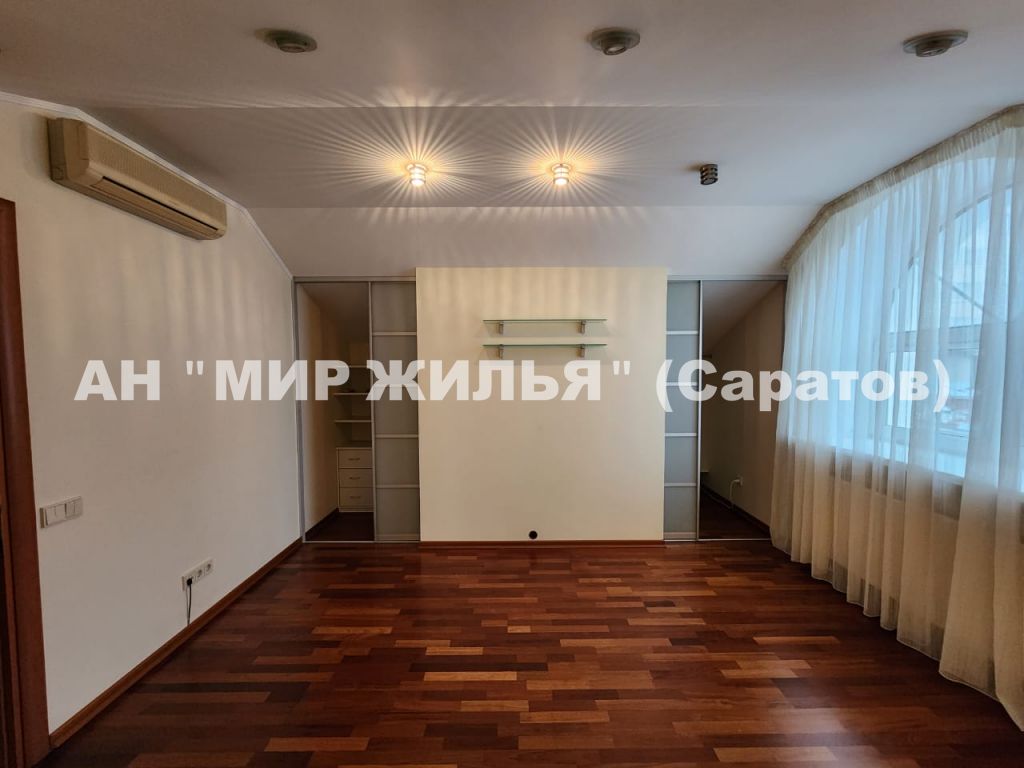 Аренда 4-комнатной квартиры, Саратов, Большая Казачья ул,  16