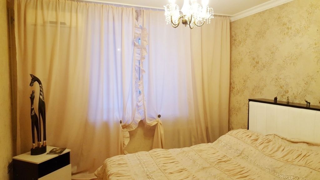 Аренда 3-комнатной квартиры, Саратов, им Н.И. Вавилова ул,  8/26а