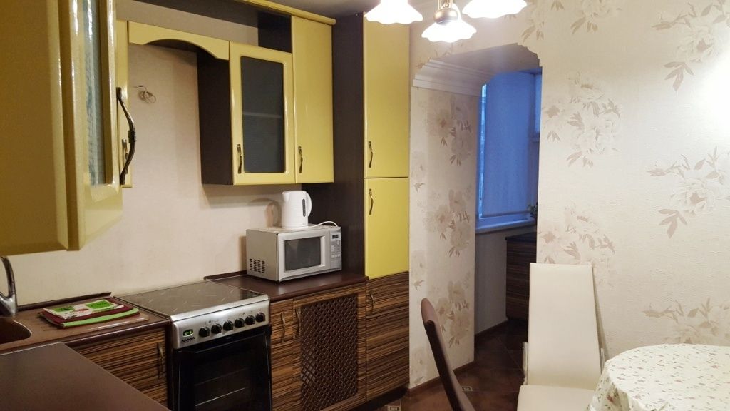 Аренда 3-комнатной квартиры, Саратов, им Н.И. Вавилова ул,  8/26а