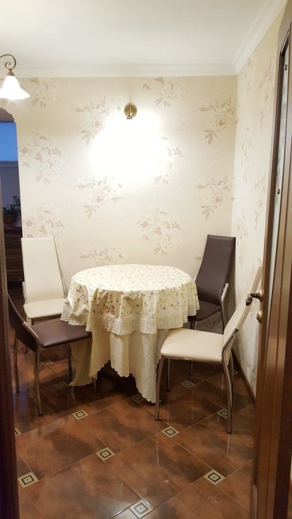 Аренда 3-комнатной квартиры, Саратов, им Н.И. Вавилова ул,  8/26а