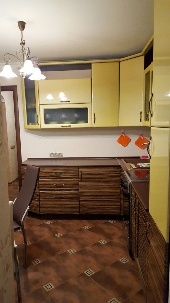 Аренда 3-комнатной квартиры, Саратов, им Н.И. Вавилова ул,  8/26а