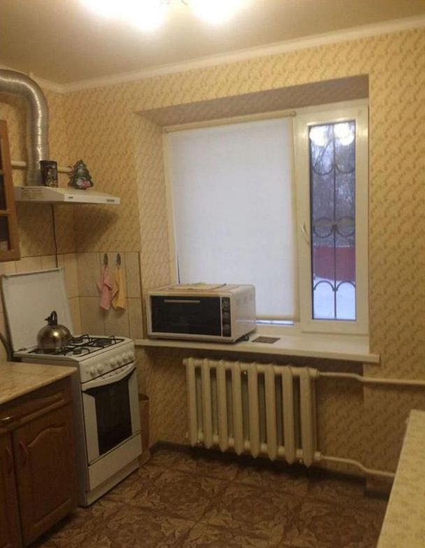 Продажа 3-комнатной квартиры, Батайск, Литейный пер,  2