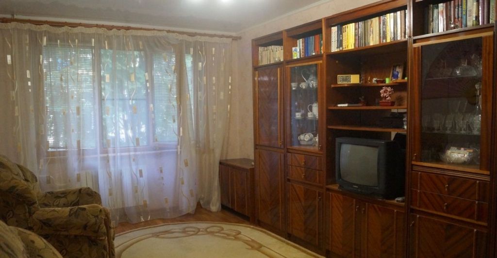 Продажа 2-комнатной квартиры, Старый Оскол, Парковый мкр, 7 Продажа 2-комнатной квартиры, Старый Оскол, Парковый мкр, 7