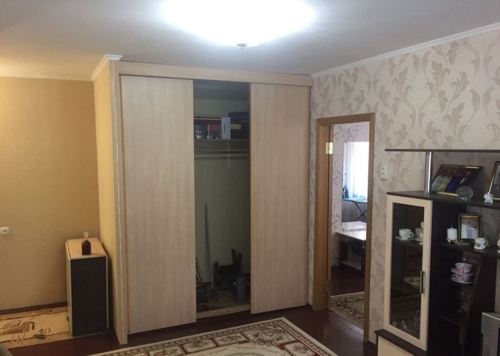 Продажа 2-комнатной квартиры, Старый Оскол, Приборостроитель мкр, 5 Продажа 2-комнатной квартиры, Старый Оскол, Приборостроитель мкр, 5
