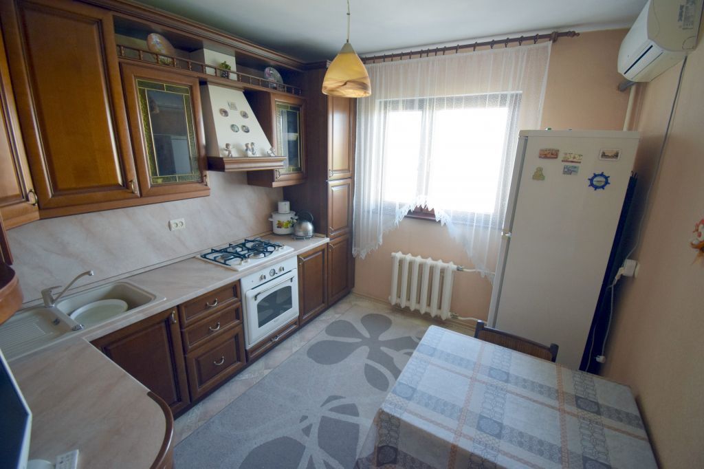 Продажа 3-комнатной квартиры, Ростов-на-Дону, Горшкова пр-кт, 3/2 Продажа 3-комнатной квартиры, Ростов-на-Дону, Горшкова пр-кт, 3/2