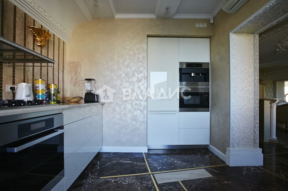 Продажа 4-комнатной квартиры, Нижний Новгород, Варварская ул, 40А Продажа 4-комнатной квартиры, Нижний Новгород, Варварская ул, 40А