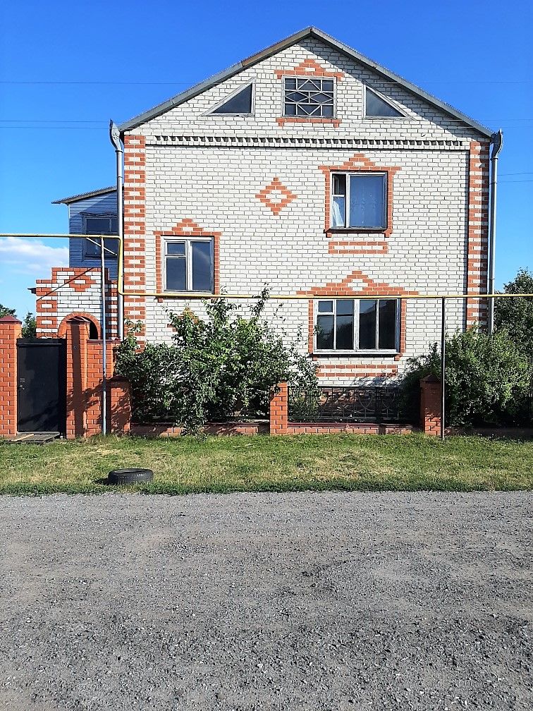 Продажа дома, 160м <sup>2</sup>, 16 сот., Бирюч, Вишневая ул, 6 Продажа дома, 160м <sup>2</sup>, 16 сот., Бирюч, Вишневая ул, 6