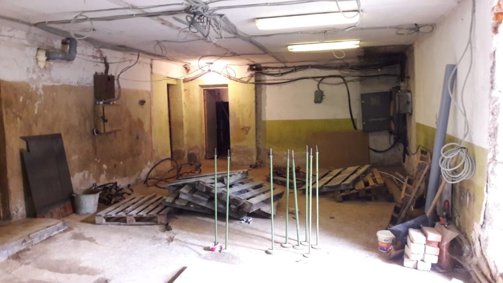 Продажа коммерческой недвижимости, 275м <sup>2</sup>, Смоленск, Беляева ул,  4