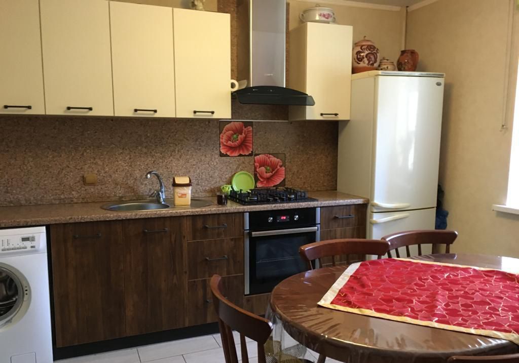 Продажа 3-комнатной квартиры, Батайск, Ленина ул