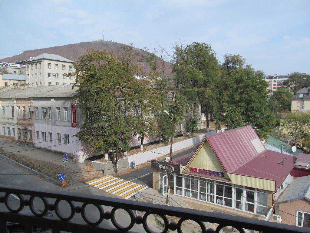 Продажа 2-комнатной квартиры, Пятигорск, Власова ул,  31