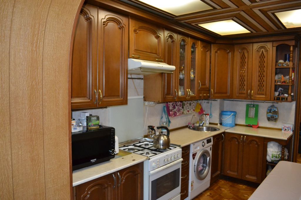 Продажа 4-комнатной квартиры, Пятигорск, Оранжерейный проезд,  3