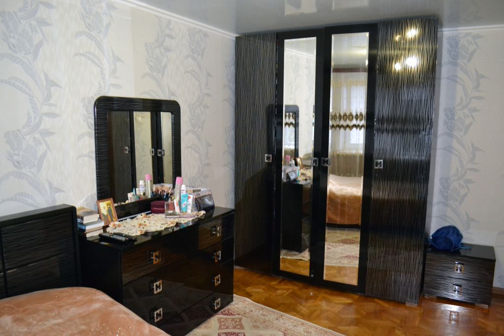 Продажа 4-комнатной квартиры, Пятигорск, Оранжерейный проезд,  3