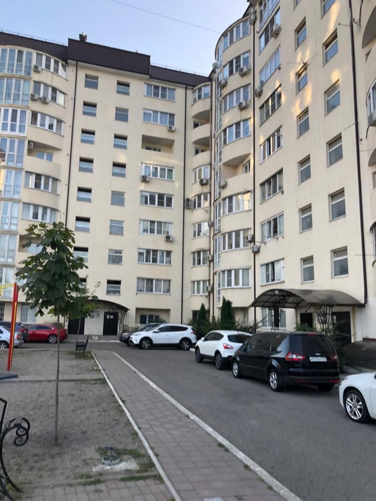 Продажа 3-комнатной квартиры, Пятигорск, Оранжерейная ул,  22