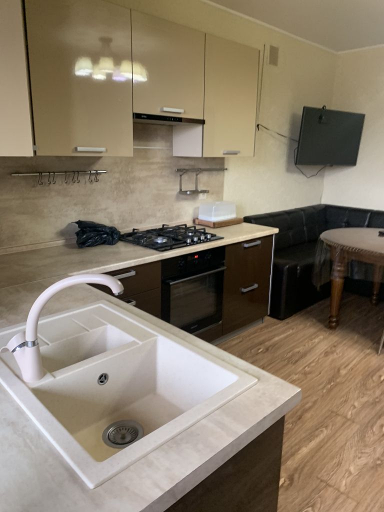 Продажа 3-комнатной квартиры, Пятигорск, Кипарисовая ул,  2