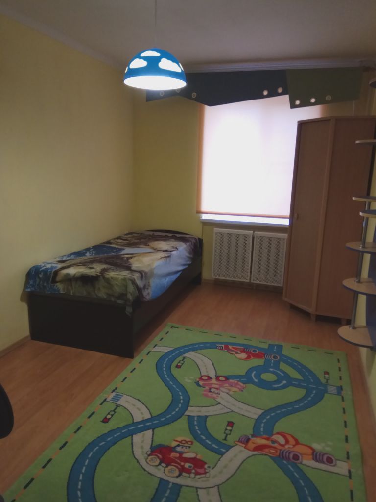 Продажа 2-комнатной квартиры, Батайск, Пролетарская ул,  100