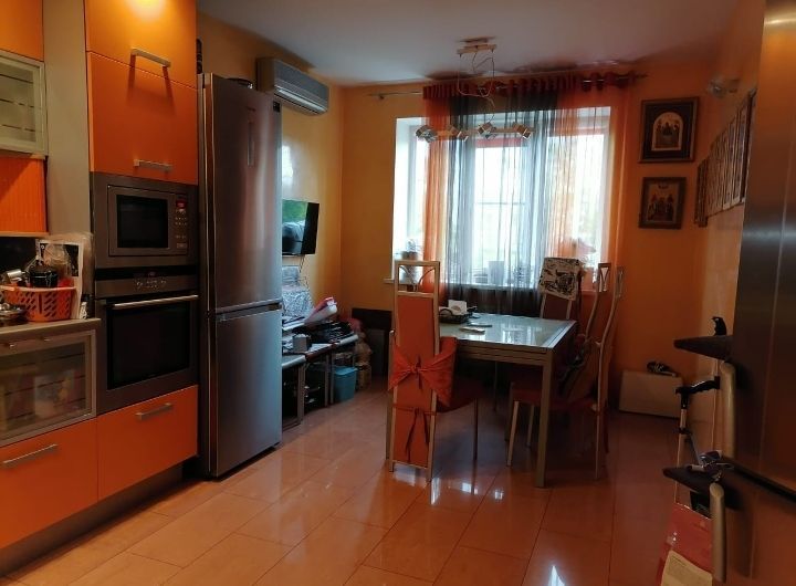 Продажа 4-комнатной квартиры, Пятигорск, Калинина ул