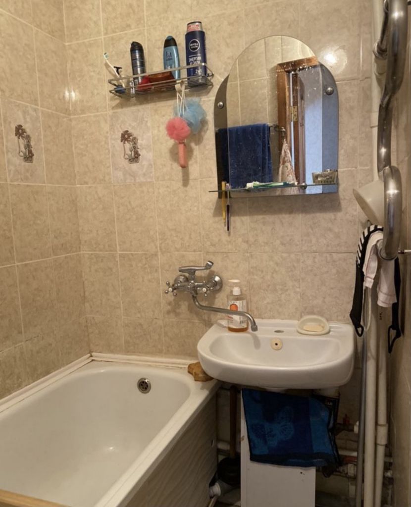 Продажа 3-комнатной квартиры, Пятигорск, Калинина пр-кт,  2к4