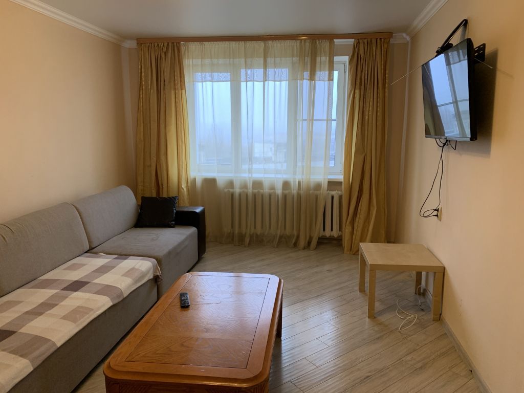 Продажа 3-комнатной квартиры, Пятигорск, Калинина пр-кт,  2