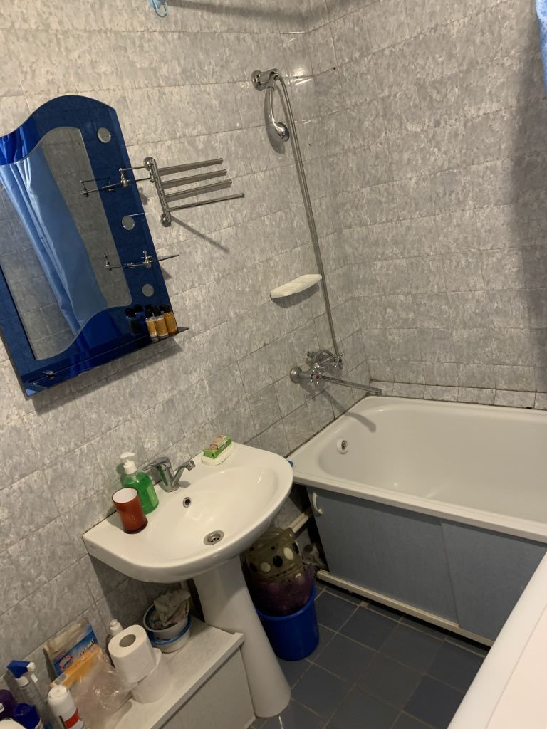 Продажа 3-комнатной квартиры, Пятигорск, Калинина пр-кт,  2