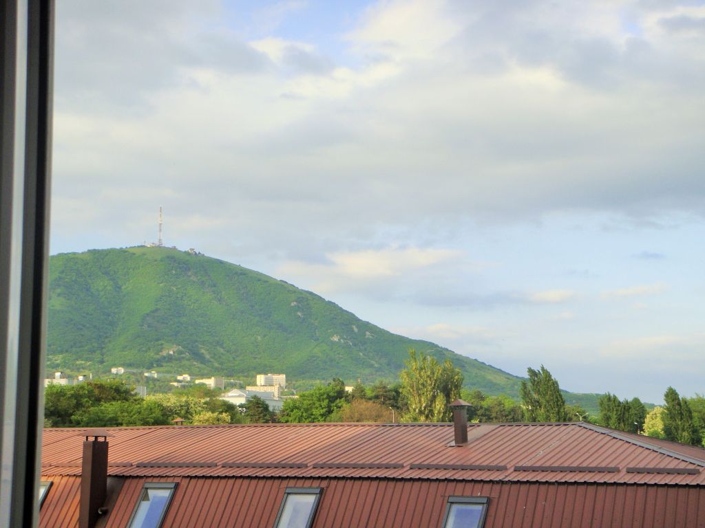 Продажа 3-комнатной квартиры, Пятигорск, Оранжерейная ул,  22