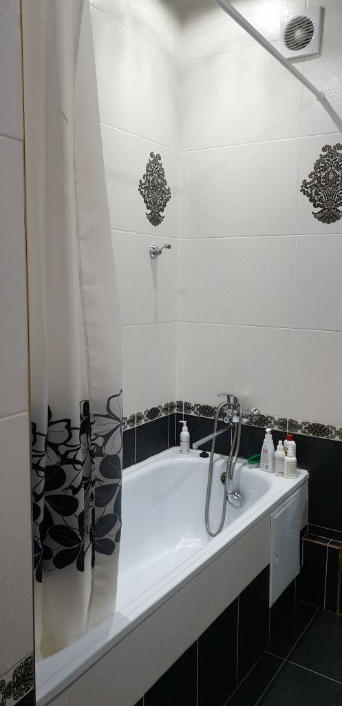 Продажа 1-комнатной квартиры, Пятигорск, Нежнова ул,  21