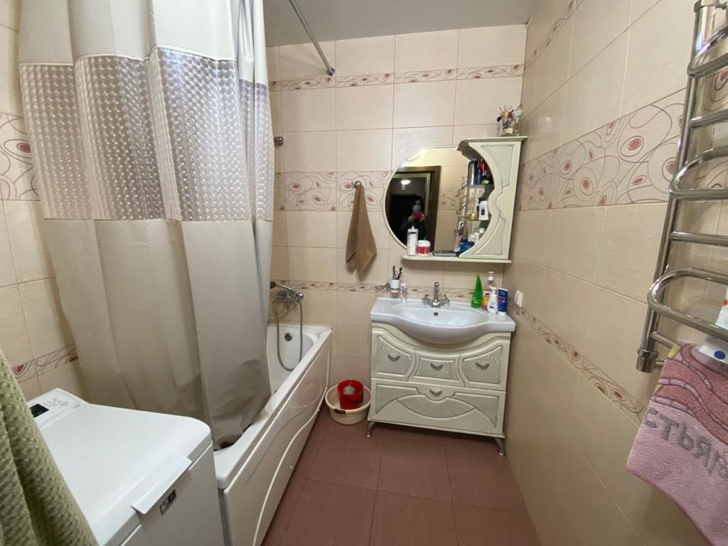 Продажа 3-комнатной квартиры, Пятигорск, Нежнова ул,  21к4