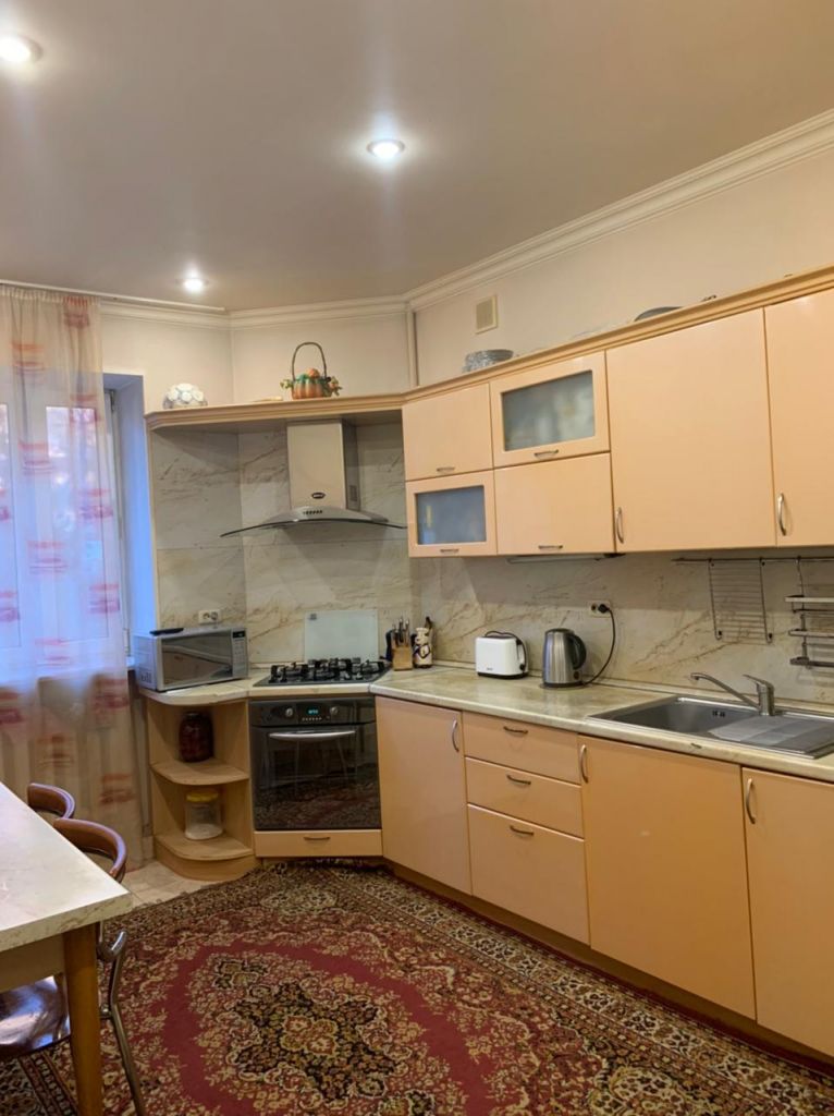 Продажа 3-комнатной квартиры, Пятигорск, Калинина пр-кт,  40