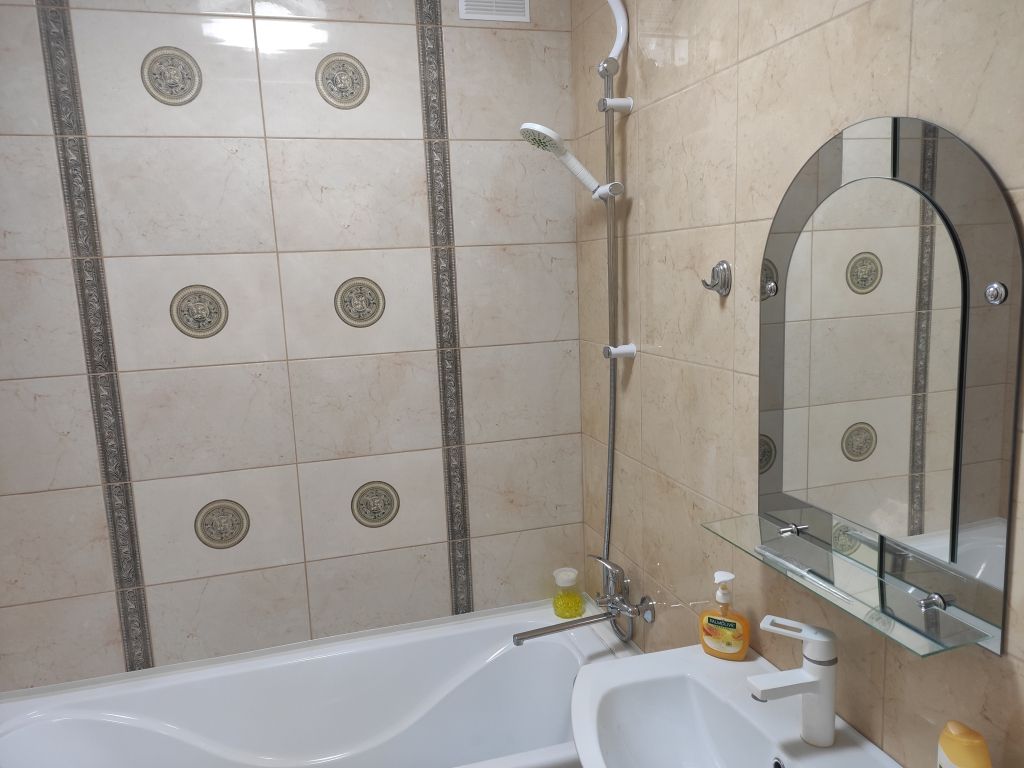 Продажа 2-комнатной квартиры, Смоленск, Звездная ул,  2А