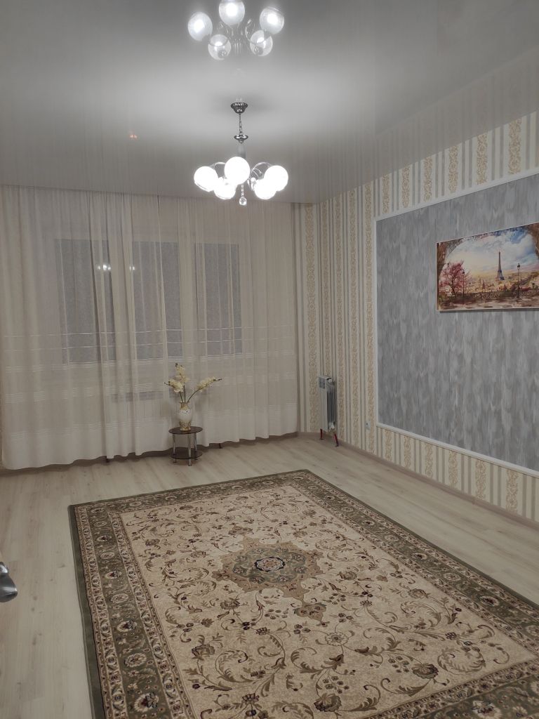 Продажа 2-комнатной квартиры, Смоленск, Звездная ул,  2А