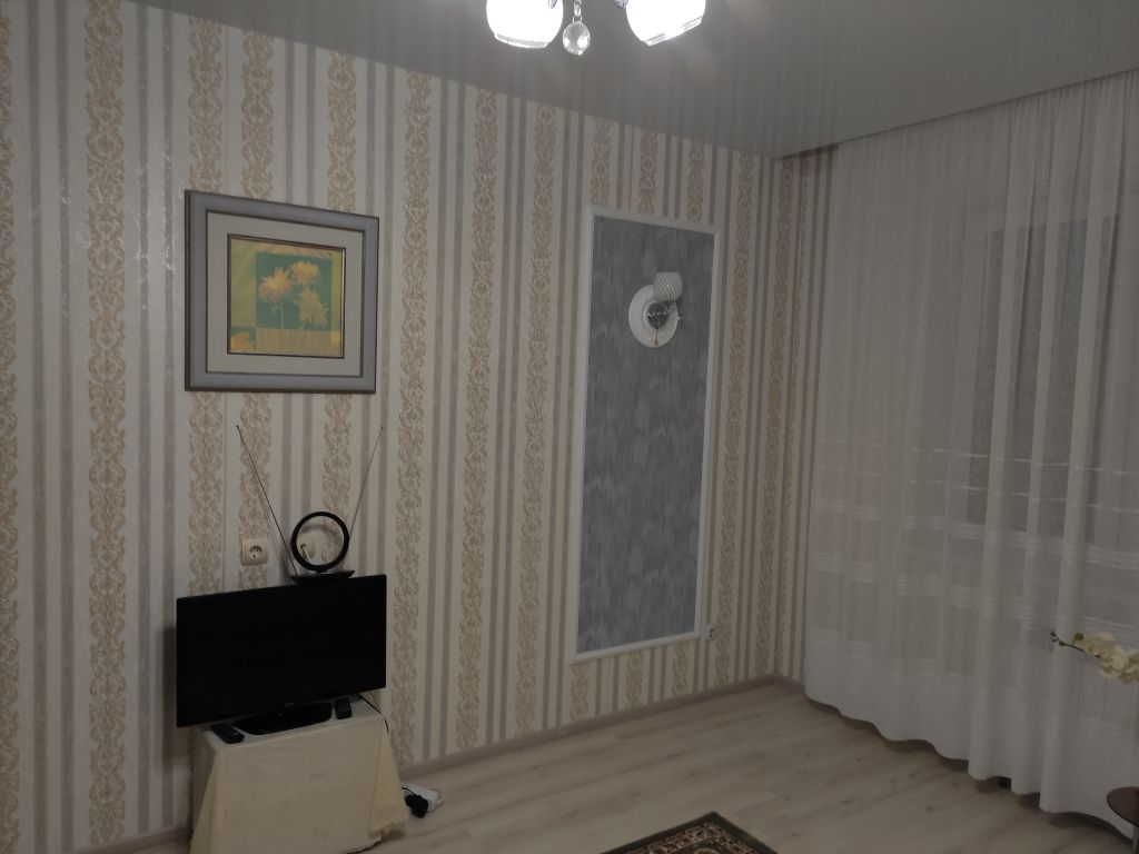 Продажа 2-комнатной квартиры, Смоленск, Звездная ул,  2А