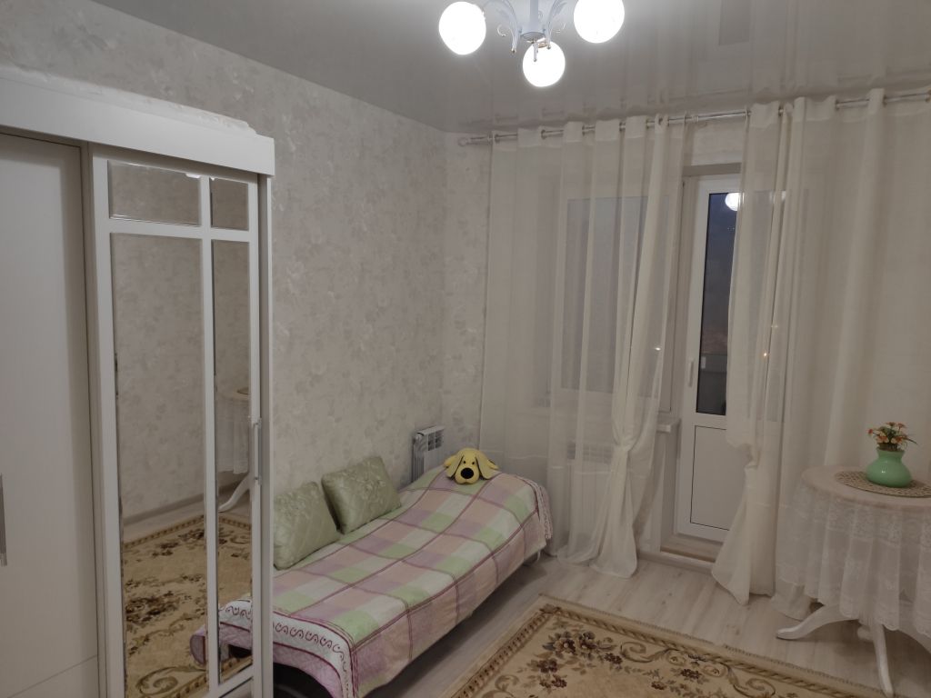 Продажа 2-комнатной квартиры, Смоленск, Звездная ул,  2А