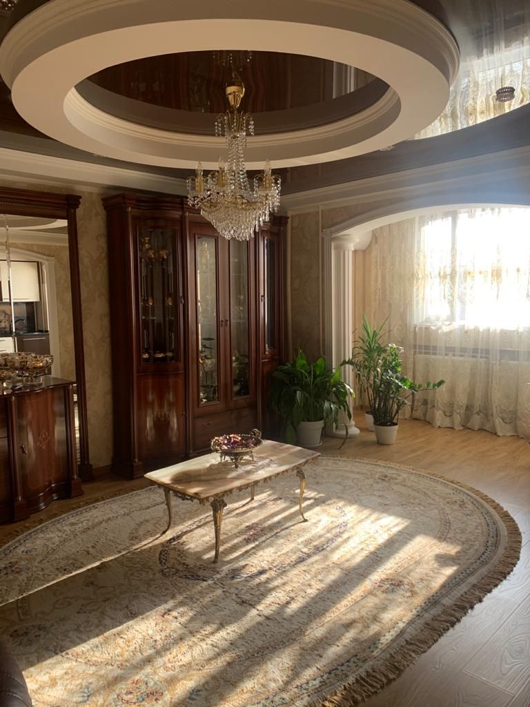 Продажа 3-комнатной квартиры, Пятигорск, Адмиральского ул,  35