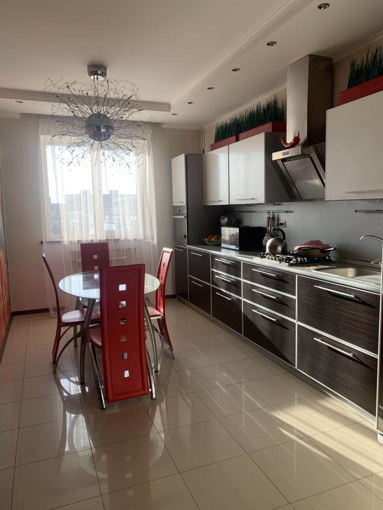 Продажа 3-комнатной квартиры, Пятигорск, Адмиральского ул,  6А